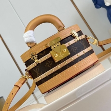 Louis Vuitton Box Bags